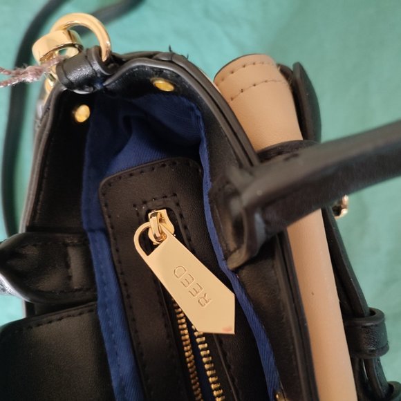 Reed Purse Crossbody bag Cream and Black comfortable casual classic - Picture 13 of 16